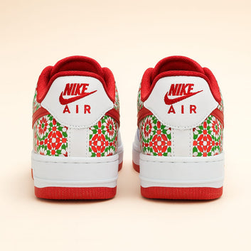 Its Maghribi AF Rouge –  حذاء مغربي أحمر